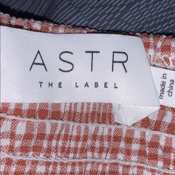 ASTR Max Midi-Dress. Brick/White. Medium. - Picture 9 of 11